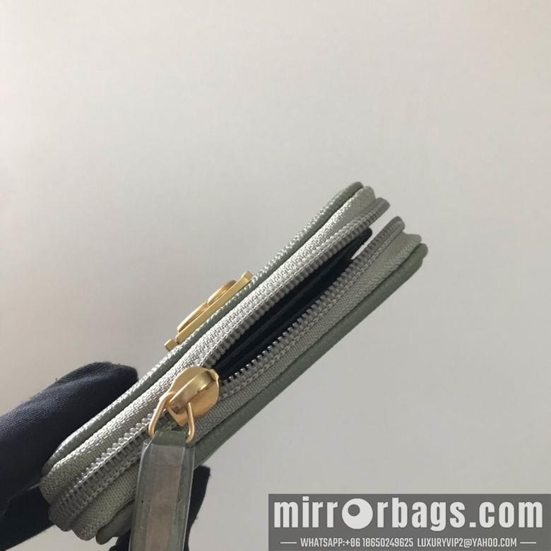 1:1 Chanel Bags 80602 11X7.5cm YG 4