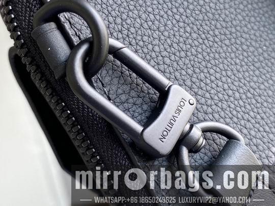 LV Bags Aerogram M57089 11x18x2.5cm gf