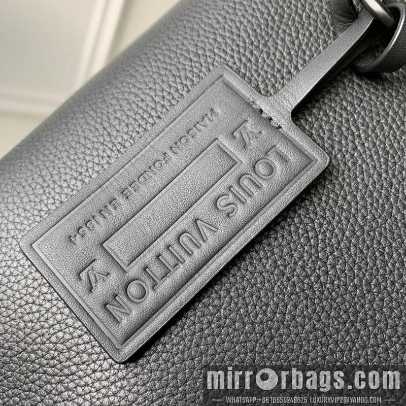 LV Bags Aerogram iPad M69837黑 30x22x5cm gf