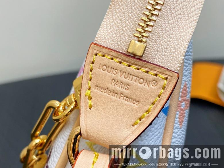 LV Bags Acc M13404 13x4x22cm gf