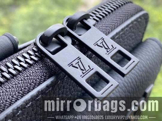 LV Bags Aerogram M57089 11x18x2.5cm gf