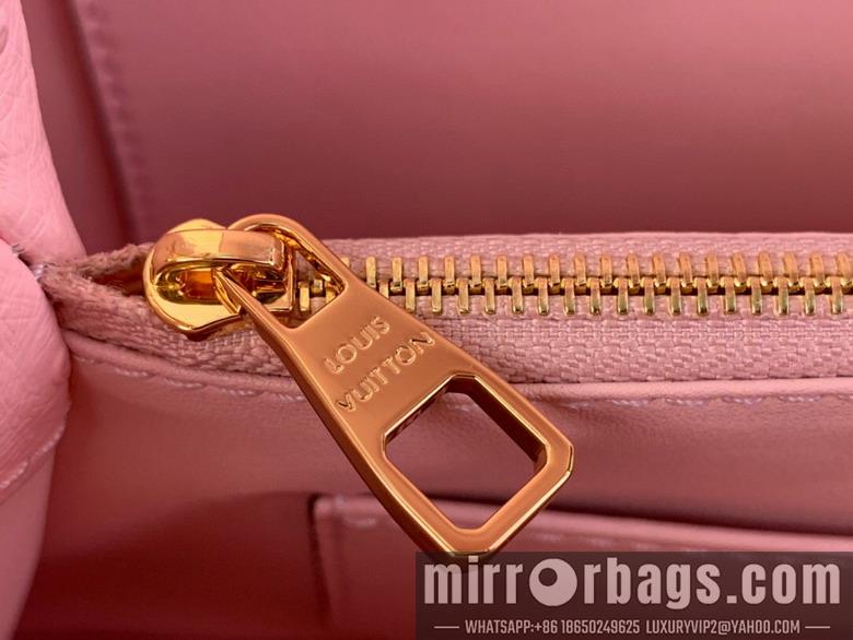 LV Bags Cap m11908 17.3x9x27cm gf2
