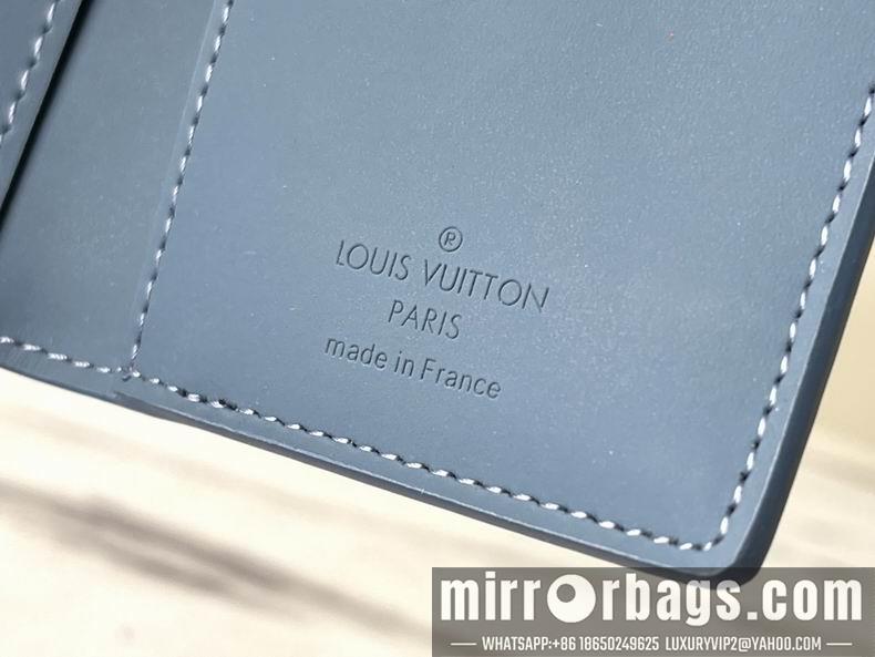 LV Bags Aerogram M81028 8x11x1 cm gf
