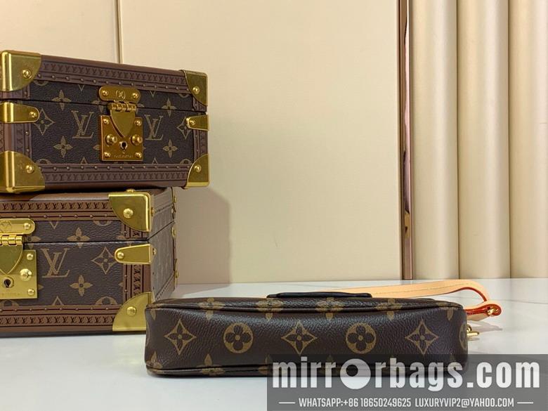 LV Bags Acc m13440 13x4x22cm gf