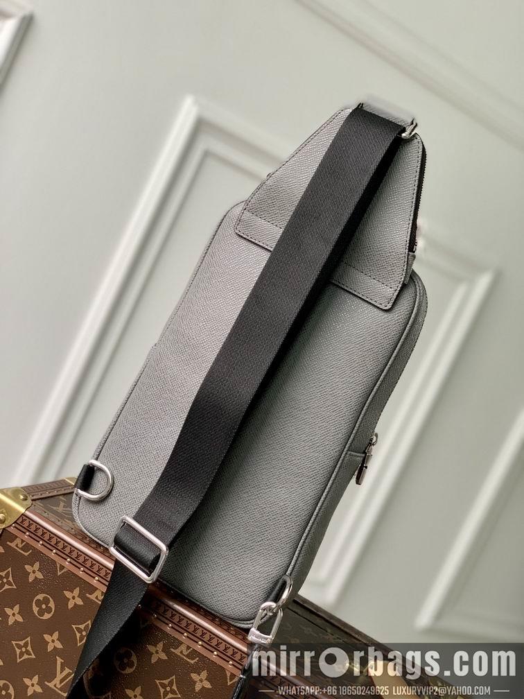 LV Bags Avenue M41719 20x31x10cm gf