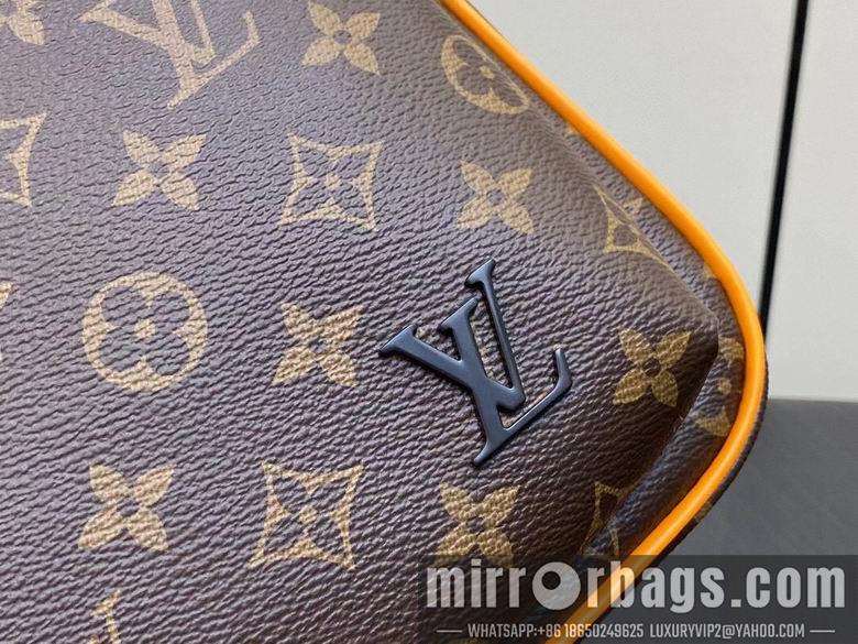 LV Bags Avenue M46718 20x31x7cm gf