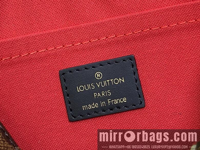 LV Bags On M14236 13x10x25cm gf
