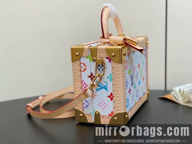 LV Bags M13125 22.5x17.5x11cm gf
