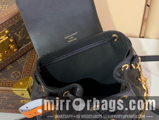 LV Bags Backpack M13357 26x10x21cm gf