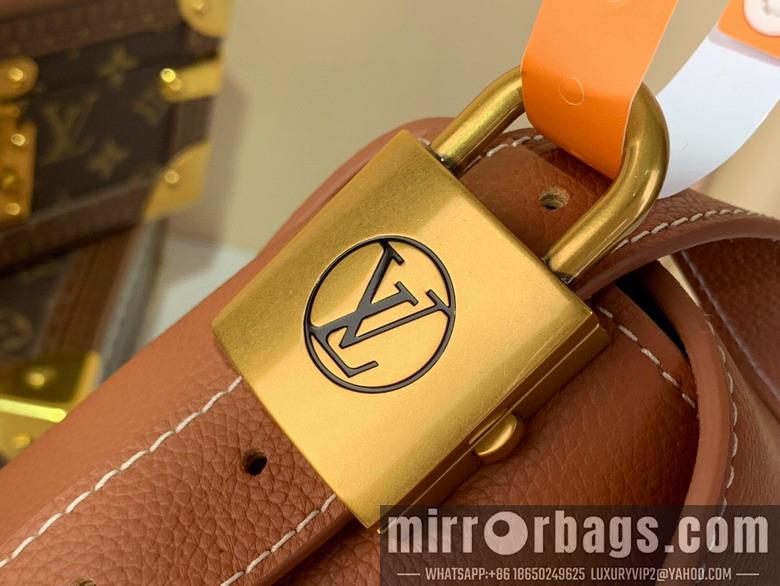 LV Bags Low Key m13151 30x18x12cm gf