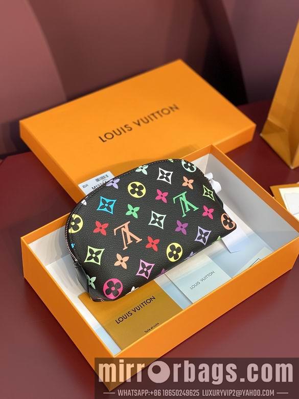 LV Bags M13744 19X12X6cm