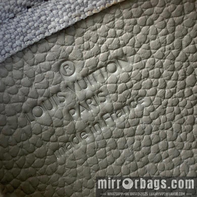 LV Bags m13793 12x7x1.5cm gf