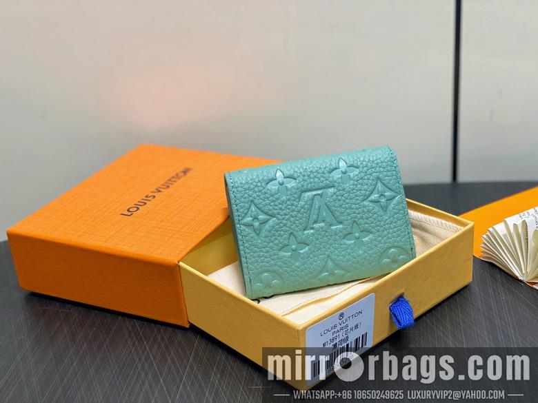 LV Bags Ski M13891 8x1x10.5cm gf