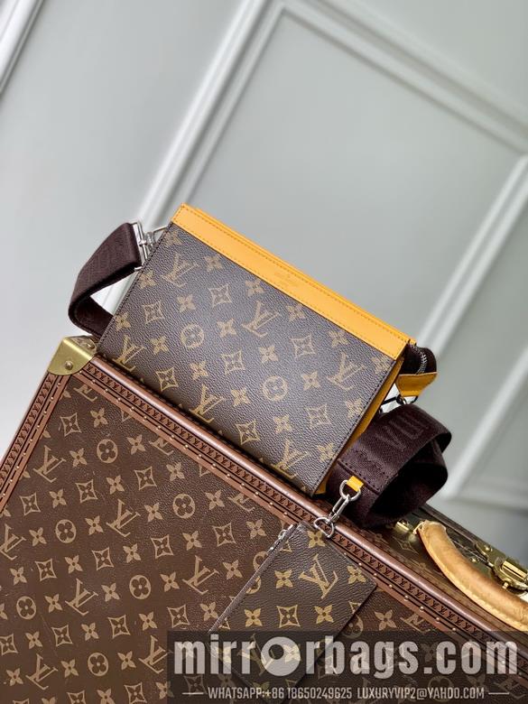 LV Bags Alpha M81124 18.5x11x6.5cm gf1