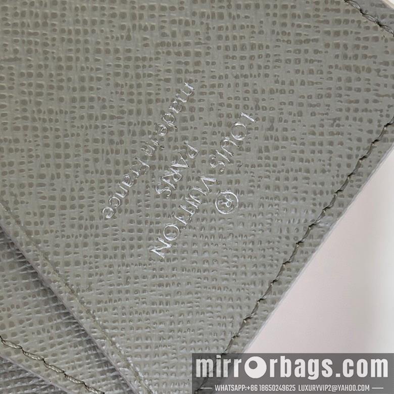 LV Bags M13910 8x11x1cm gf