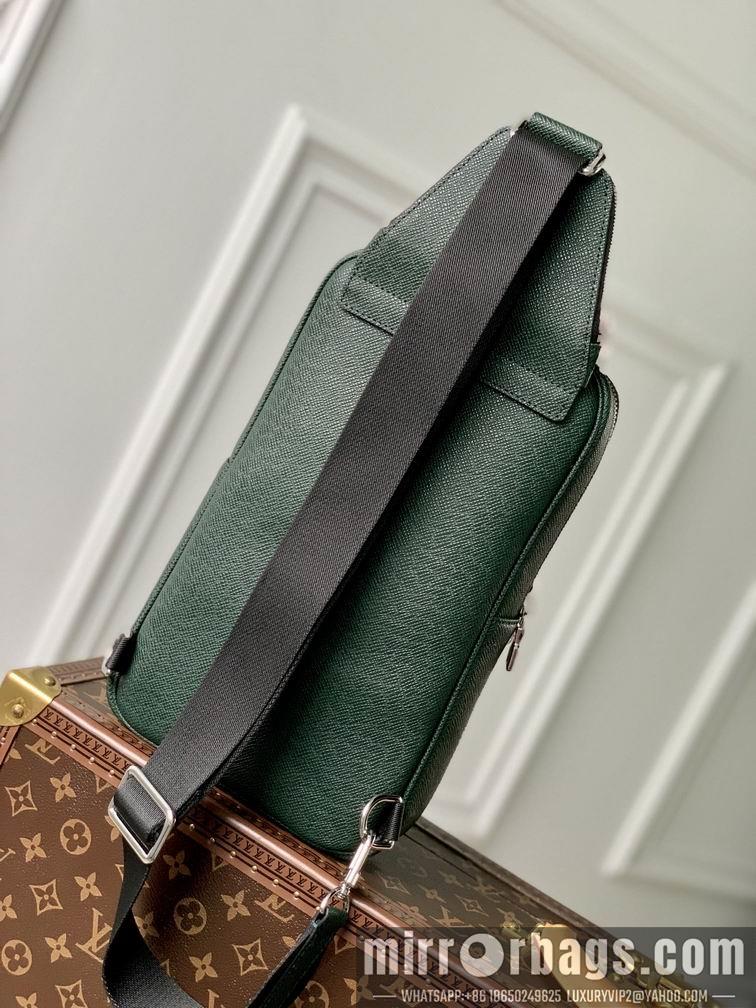 LV Bags Avenue M41719 20x31x10cm gf