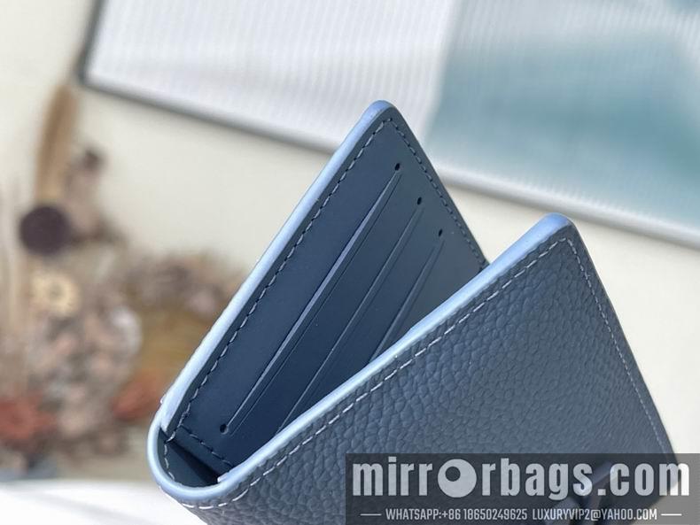 LV Bags Aerogram M81028 8x11x1 cm gf