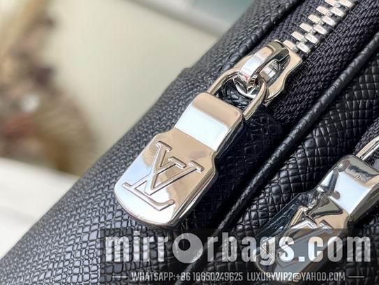 LV Bags Avenue M41719十字纹 20x31x10cm gf