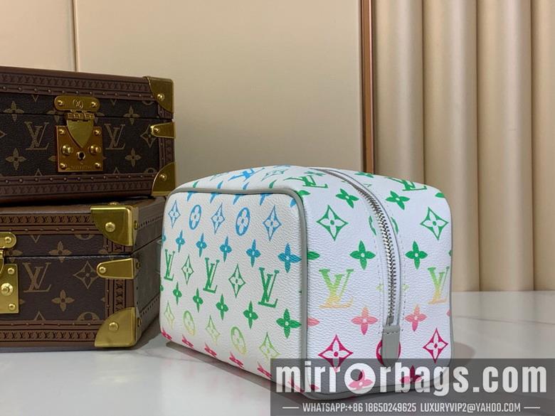 LV Bags Dopp Kit M83113 23x13x12cm gf