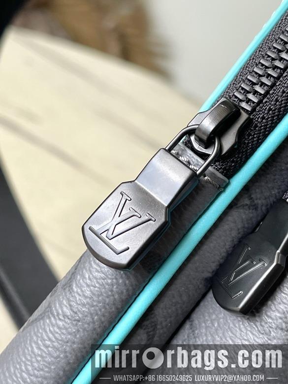 LV Bags Avenu M11703 16x33x5.7cm gf