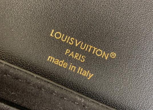 LV Bags Backpack M13357 26x10x21cm gf