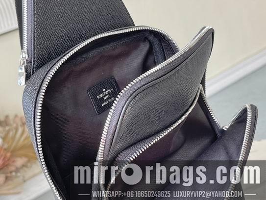 LV Bags Avenue M41719十字纹 20x31x10cm gf