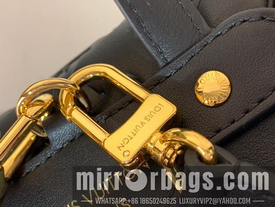LV Bags Backpack M13357 26x10x21cm gf