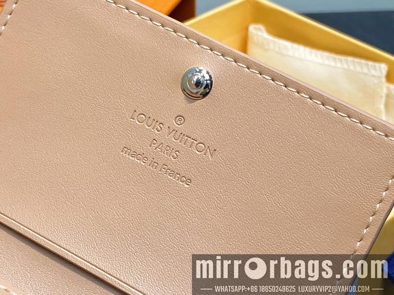 LV Bags Ski M13891 8x1x10.5cm gf1
