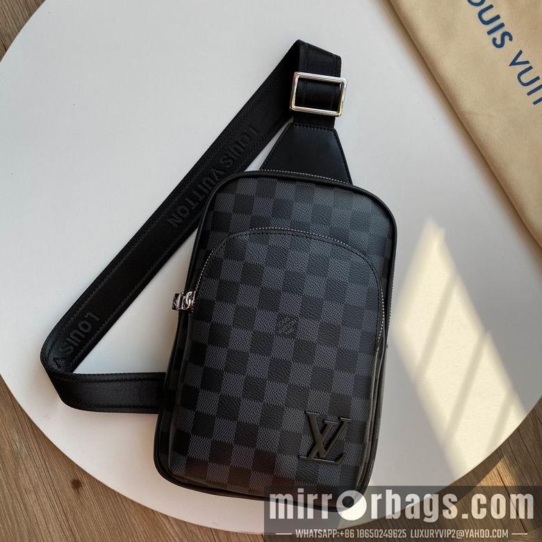 LV Bags 2073 27X18X5cm