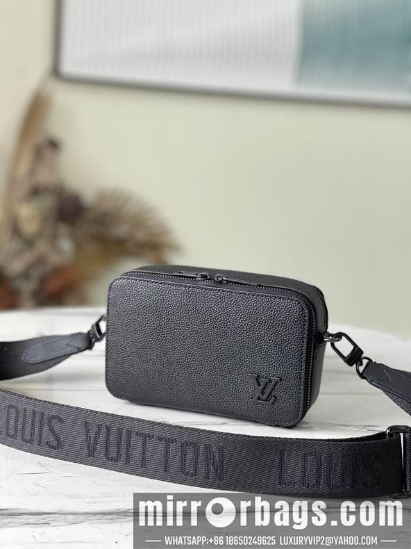 LV Bags Alpha Wearable M59161 18.5x11x6.5cm gf