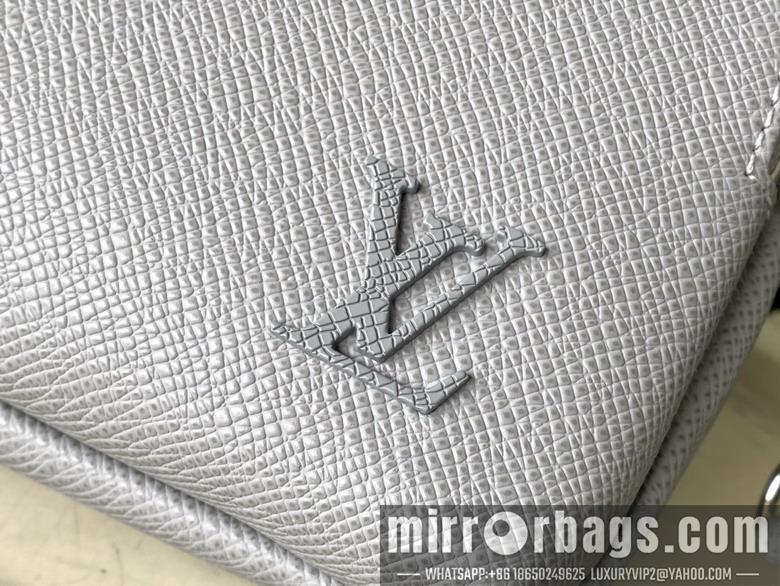 LV Bags Avenue M11657 22.5x15.5x7.5cm gf.
