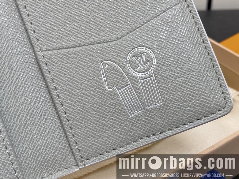 LV Bags M13910 7.5x11cm gf