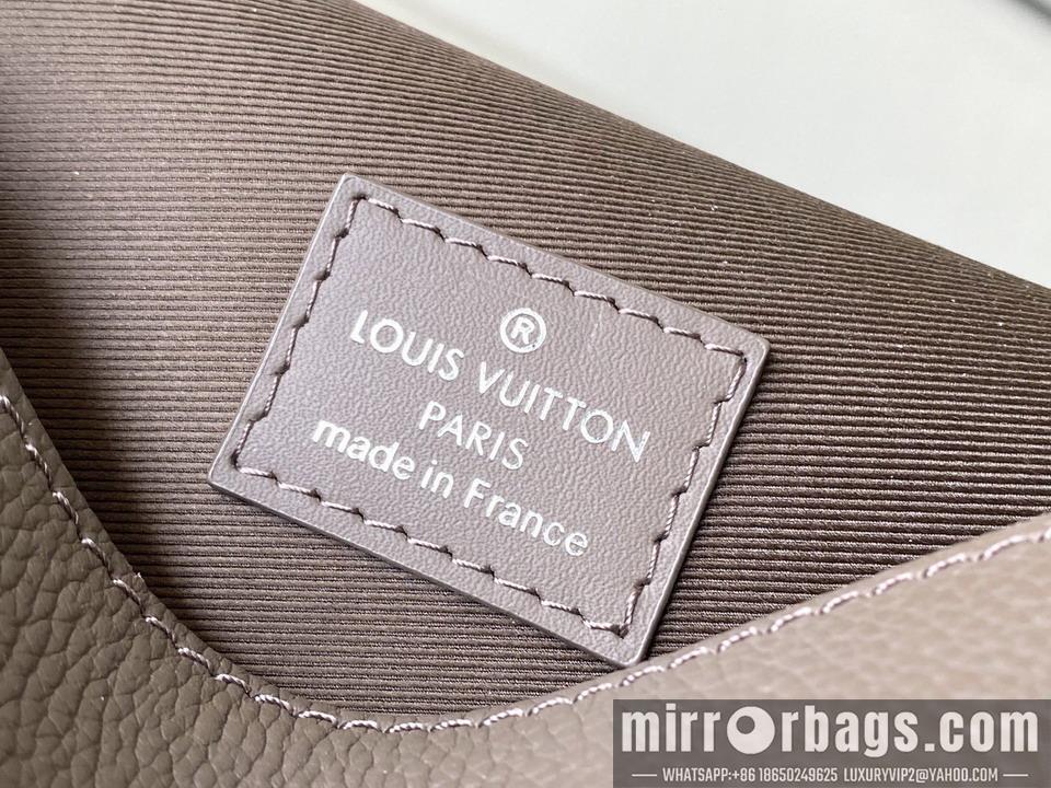 LV Bags Fastline M11484 17.3x12x7cm gf