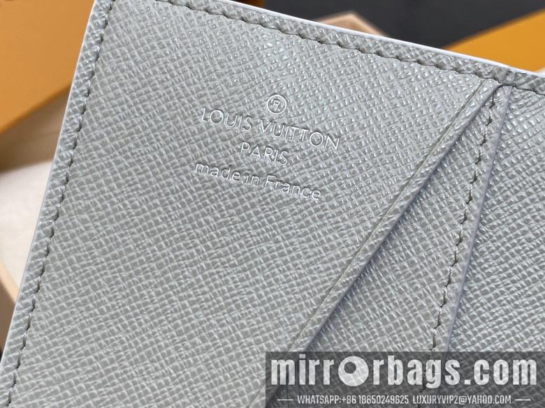 LV Bags M13910 7.5x11cm gf