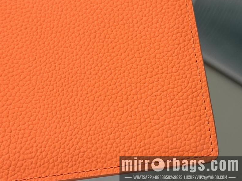 LV Bags Aerogram M81153 10x19x2 cm gf