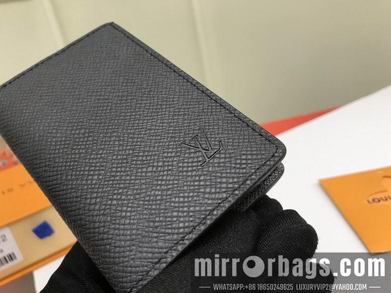 LV Bags M32912 11X7cm