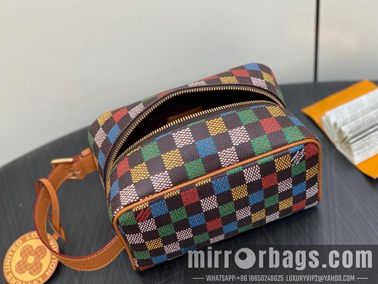 LV Bags Dopp Kit M00151 23x13x12cm gf