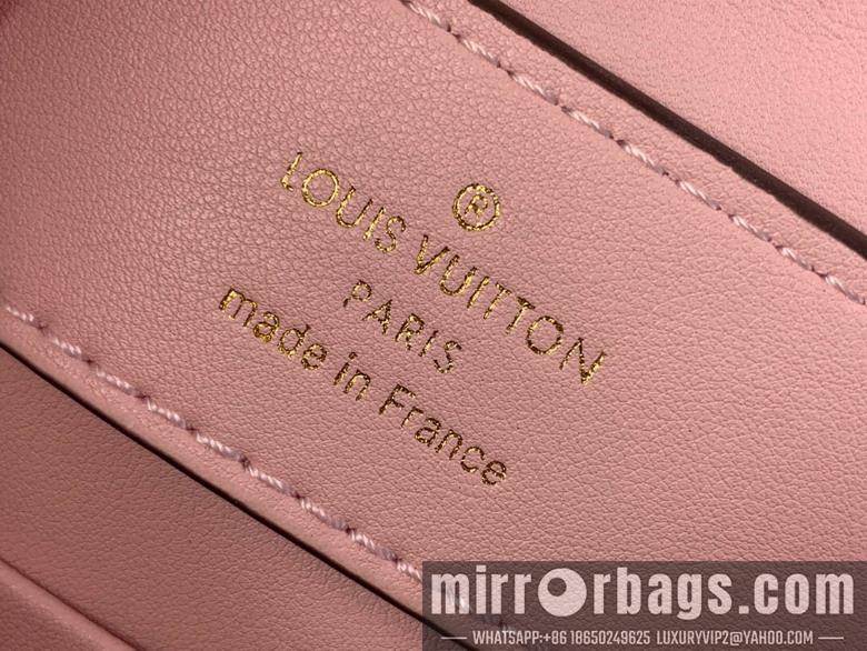 LV Bags Cap m11908 21x13.6x8cm gf2