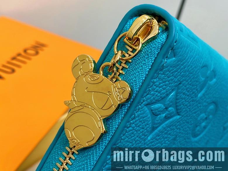LV Bags TM M13618 19.5x10.5x2.5cm gf