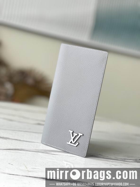 LV Bags Aerogram M81153 10x19x2 cm gf