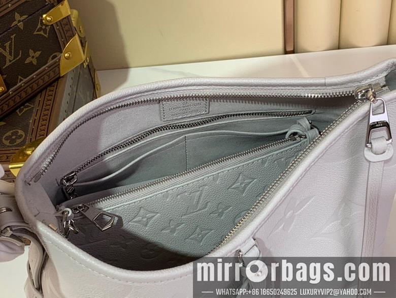 LV Bags CarryAll M12917 29x24x12cm gf