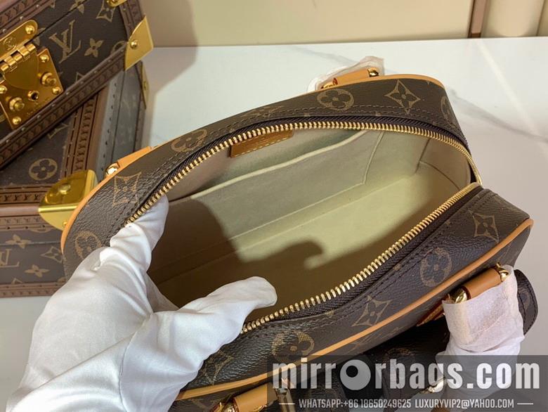 LV Bags M40026 30x12x20cm gf