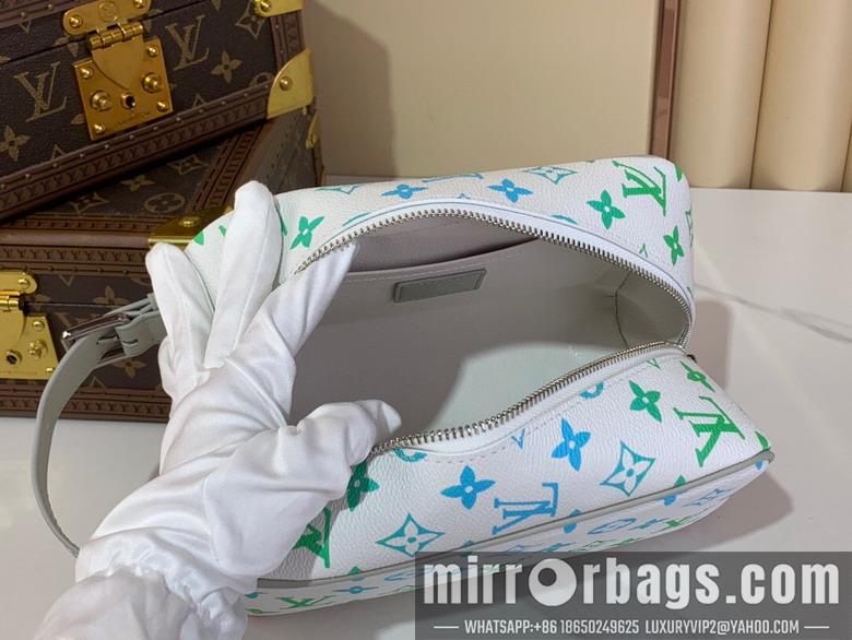 LV Bags Dopp Kit M83113 23x13x12cm gf