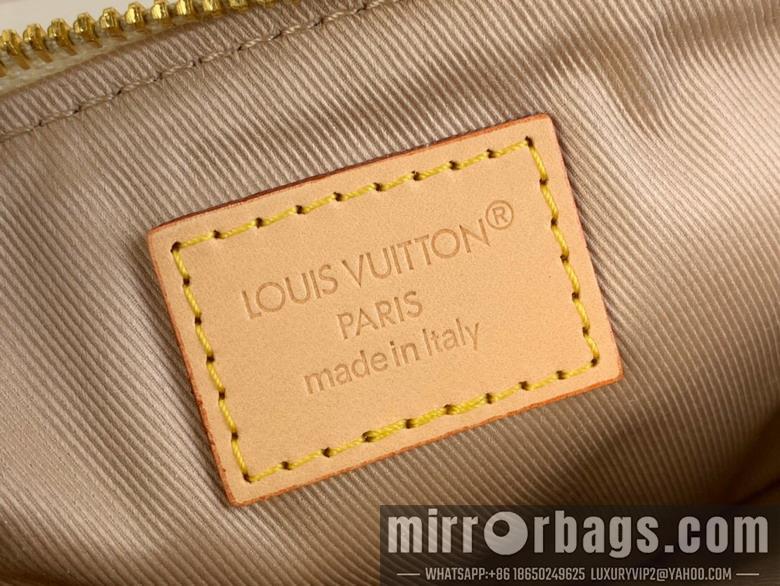 LV Bags Keepit m14806 12x6x29cm gf1