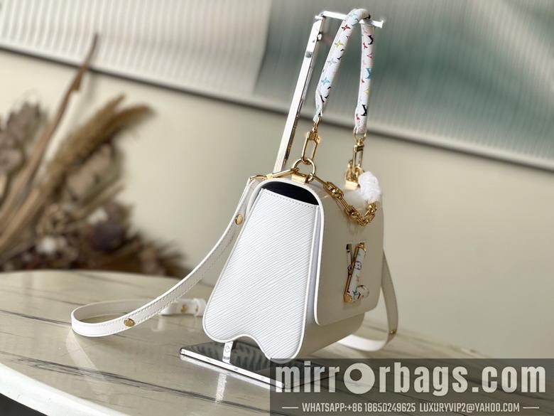 LV Bags Twist M13678 16x8x23cm gf