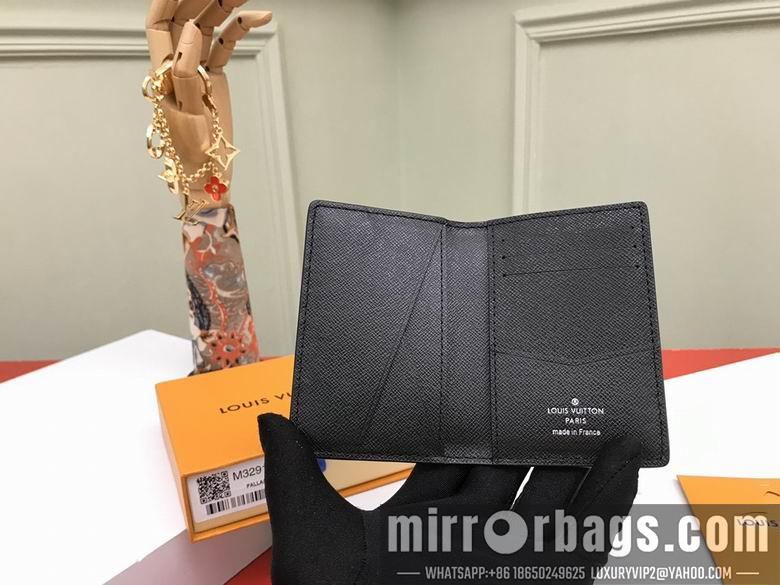 LV Bags M32912 11X7cm
