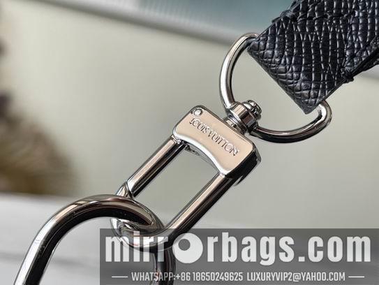 LV Bags Avenue M41719十字纹 20x31x10cm gf