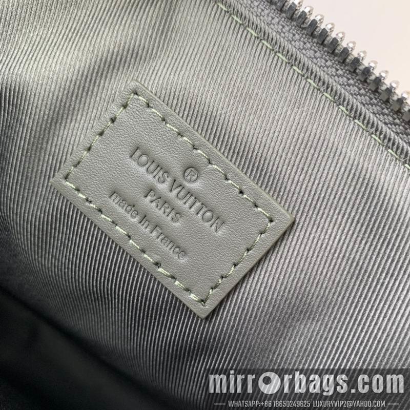 LV Bags Aerogram iPad M69837军绿 30x22x5cm gf
