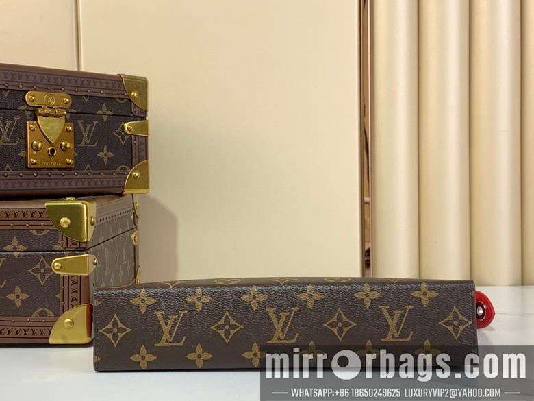 LV Bags Voyage m12815 21x6x27cm gf5