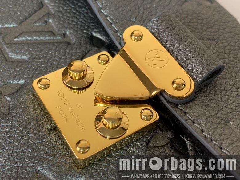LV Bags Metis M82836 22x15x5.5cm gf